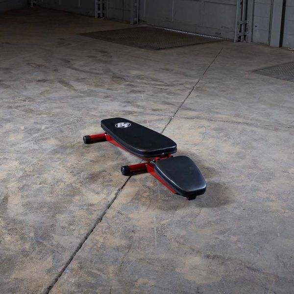 Banco inclinable Body-Solid totalmente plegado