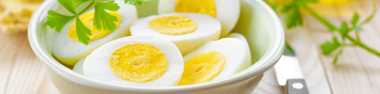 ¿Cuántas proteínas tiene un huevo y por qué debes incluirlo en tu dieta?