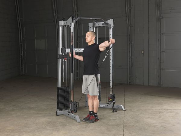 Ejercicios de extensión de brazo con la Crossover training center 2x75kg Body-solid- Sportech fitness