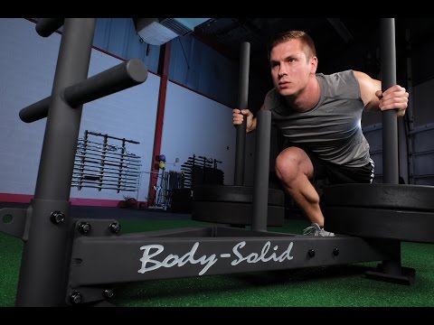 Video demostrativo de trineo de pesas Body-solid vista general, ejemplos de todos los ejercicios